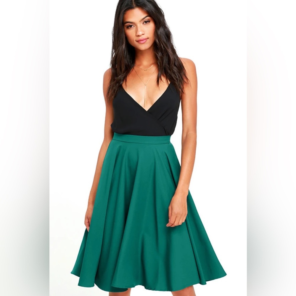 Lulu’s Dance Montage Midi Skirt in Dark Green, Size Small